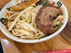 -任记七中刀削面(总店)