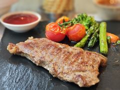 西冷牛排配黑椒汁-TABLE·味西餐厅-成都茂业JW万豪酒店