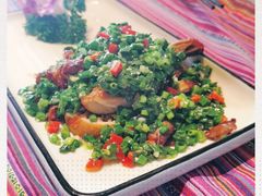 -香巴拉云南餐厅(华莱坞店)