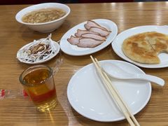 -李连贵熏肉大饼(沈阳站店)