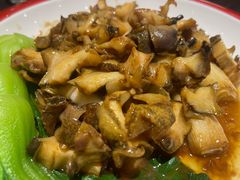 -赶海部落海鲜城(海阳路店)