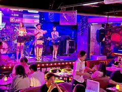 -Famous肥猫墨西哥音乐餐吧(五棵松华熙LIVE店)