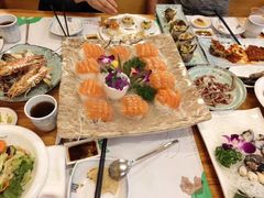 -青瓦餐厅·生鱼片·韩园烤肉(西塔店)