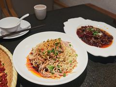 -万重锦·人文川菜馆(骡马市店)