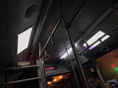 -龙阳路磁悬浮列车总站-停车场