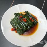 天冷了，鱼头泡饭该安排上了