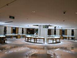 -北京七彩云南翡翠珠宝旗舰店(月坛店)