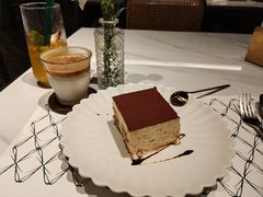 -静香HOUSE·全时段融合餐厅(七星欢乐颂店)