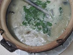 -潮汕砂锅粥