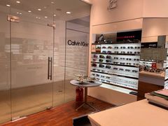 -LensCrafters亮视点·OAKLEY精选(静安嘉里中心店)