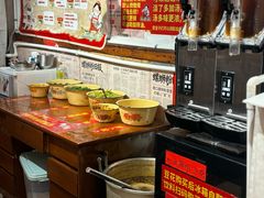 -柳州肥姨妈大骨螺蛳粉(双阳路店)