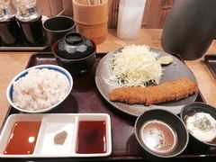 -牛カツ京都勝牛(河原町蛸薬師店)