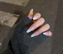 -H12 STAR日式美甲美睫专门店