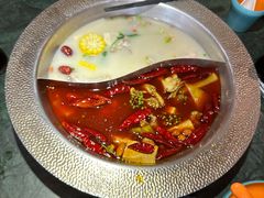 -麻田会 ·鲜活现烹·牛蛙火锅(珠江新城维家思广场店)