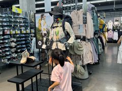 -迪卡侬(越秀公园店)