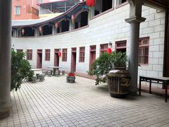 -万秋楼