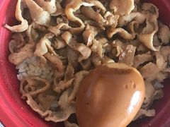 黄金松坂猪肉饭-牛邸·烧肉饭(来福士店)
