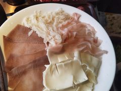 -辣伍鲜毛肚老火锅(元一店)