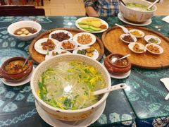 -桥香园云南过桥米线(金马碧鸡店)