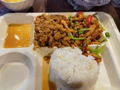 -胖东来生活广场(健康路店)