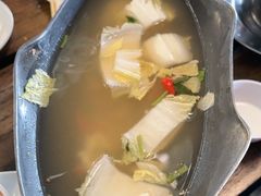 -Green Tree Rest. & Pub