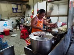 -潮镇老尾牛杂(环城西路店)