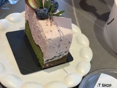 -W COLLECTIVE  DESSERT SHOP