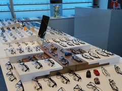 -罗伯特眼镜·蔡司官方授权(前海桂湾店)