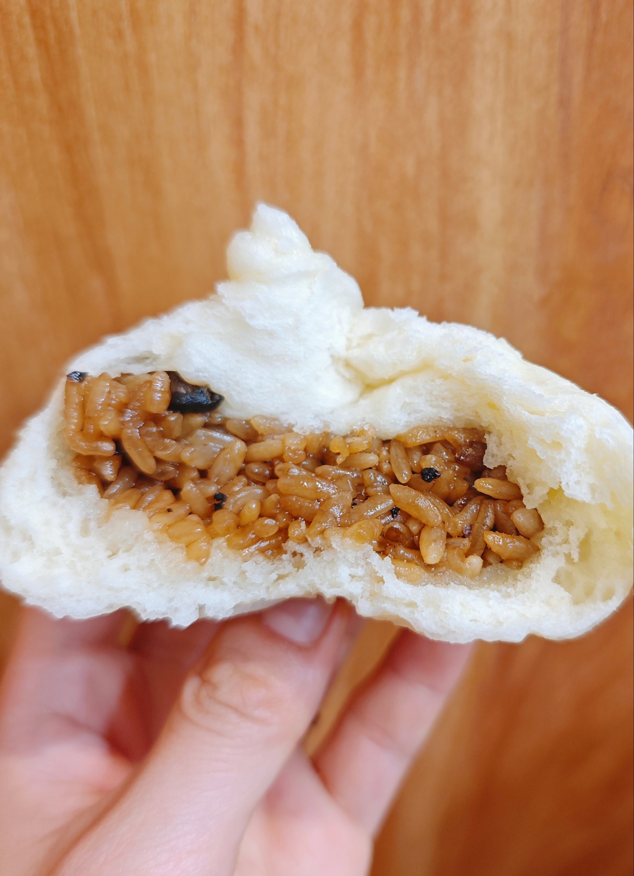 一口香迷糊的糯米包子