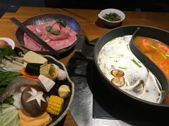 -呷哺呷哺(哈尔滨红博购物广场店)