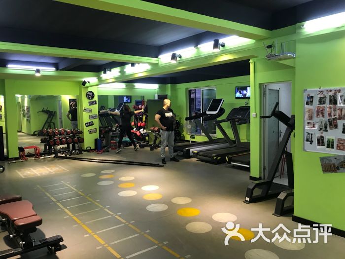 力健私人健身工作室(汉西一路店)图片 - 第3张