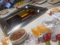 -海底捞火锅鲜切牛肉主题店(长寿路店)