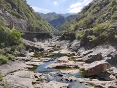 -燕子河大峡谷天坑仙境