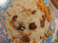 新疆手抓饭-阿里疆Alijiang·丝路美食·异域风情·清真(长楹天街店)