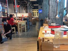 大堂-么肆烤肉·中式自助·烤肉大排档(街道口季佳PAI店)