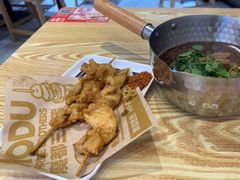 -魔都三兄弟酸辣粉·蘸卤炸串(虹桥万科店)