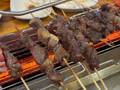 -哈尔滨小酒馆·鲜肉现穿自助烧烤(康新花园店)