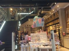-纪念日百货(江西南昌店)