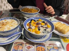 -广信牛奶甜品世家(台东店)