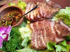 卡拉山火塘烧肉-花马天堂云南餐厅 Lost Heaven(外滩店)