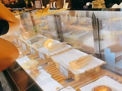 面包甜点陈列柜-Let's Taipei 非常烘焙(太古里店)