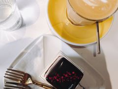 -UNI UNI(环亚凯瑟琳店)