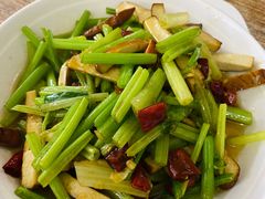 芹菜炒香干-四川泸州豆花饭店