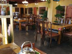 大堂-峰瑞藏地美食·石锅鸡·牦牛肉(大昭寺品牌店)
