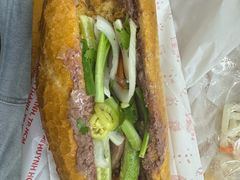 -Bánh Mì Huynh Hoa