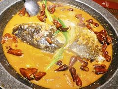 家烧鱼头-青年公社烤鸭(青年路店)