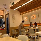 一家银耳汤超好喝的嗦粉店