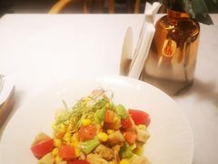 牛油果鸡胸肉色啦-WOKKA by艮上(中海环宇荟店)