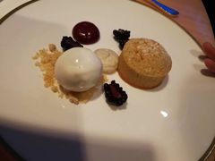 -迪拜帆船酒店海底餐厅