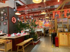 大堂-贤合庄卤味火锅(安吉万达店)